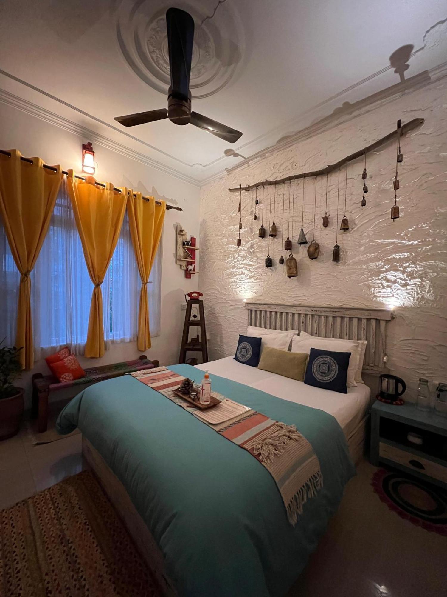 Parvatah Villa บีร์ ภายนอก รูปภาพ