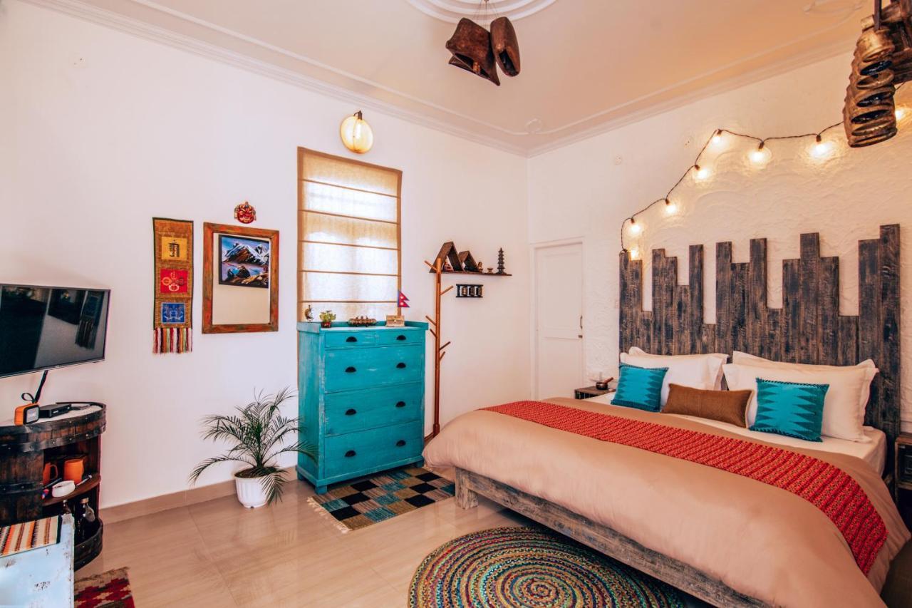 Parvatah Villa บีร์ ภายนอก รูปภาพ
