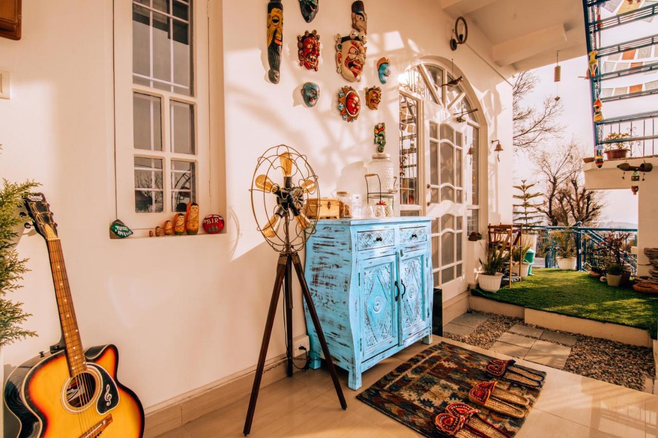Parvatah Villa บีร์ ภายนอก รูปภาพ